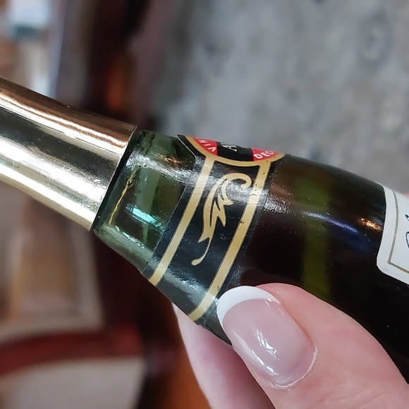 AVON Vintage YEAR Wild Country Cologne Bottle Champagne - Picture 4 of 4